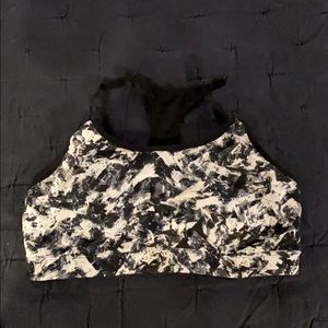 GapFit Medium Support Nursing Bra